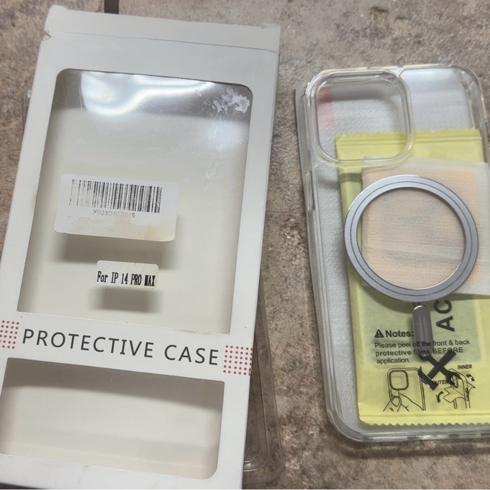 (2of2)Protective Case for iPhone 14 Pro Max - Clear